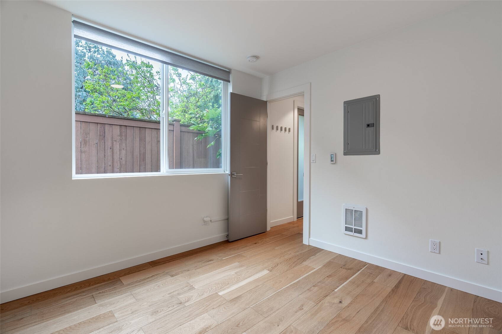 612 N 45th Street #C, Seattle, WA 98103