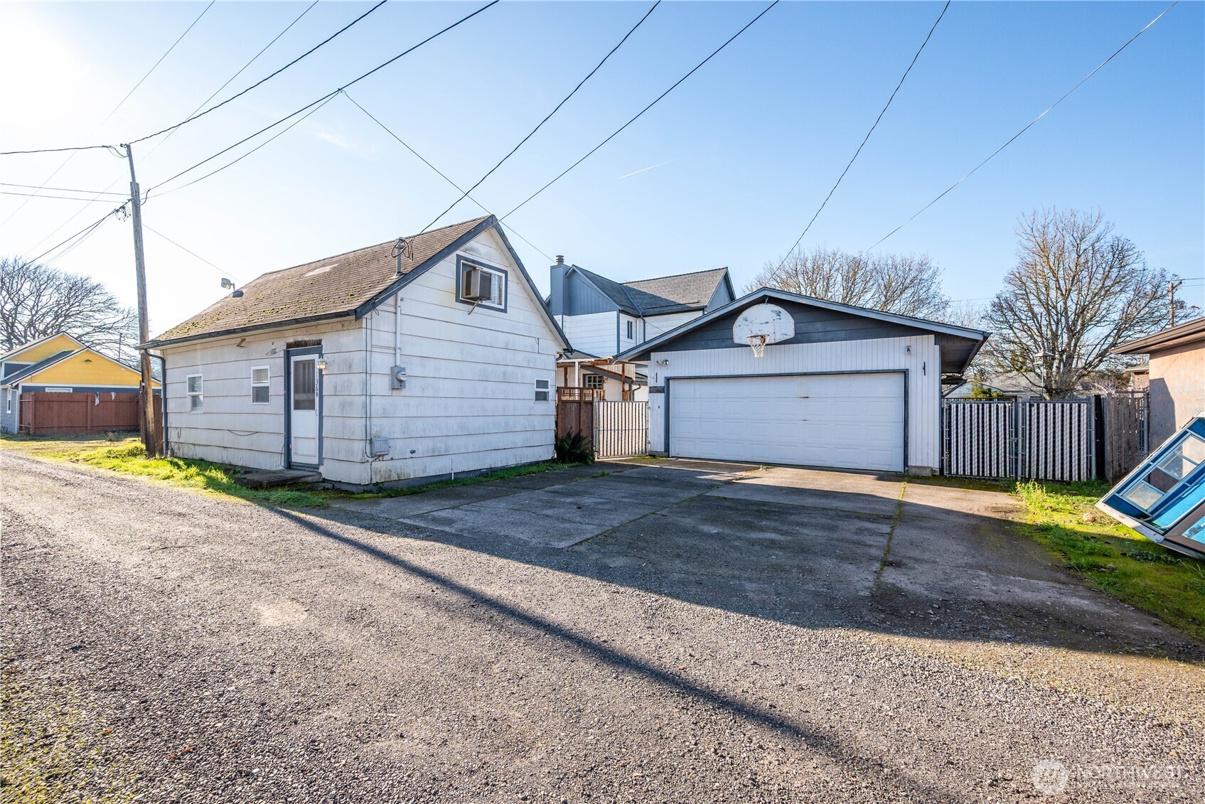 136 SW 3rd Avenue , Castle Rock, WA 98611