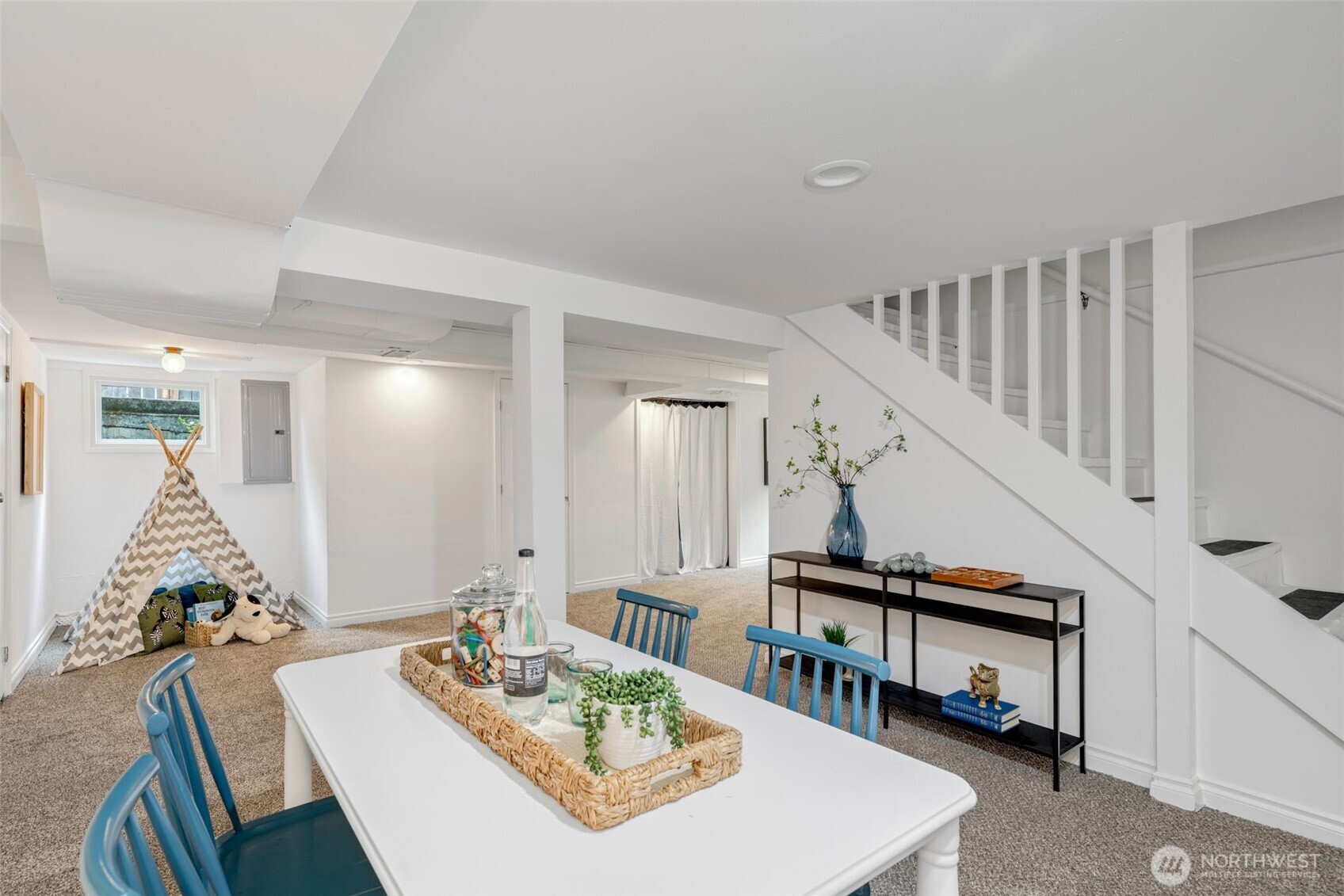 4754 35th Avenue NE, Seattle, WA 98105