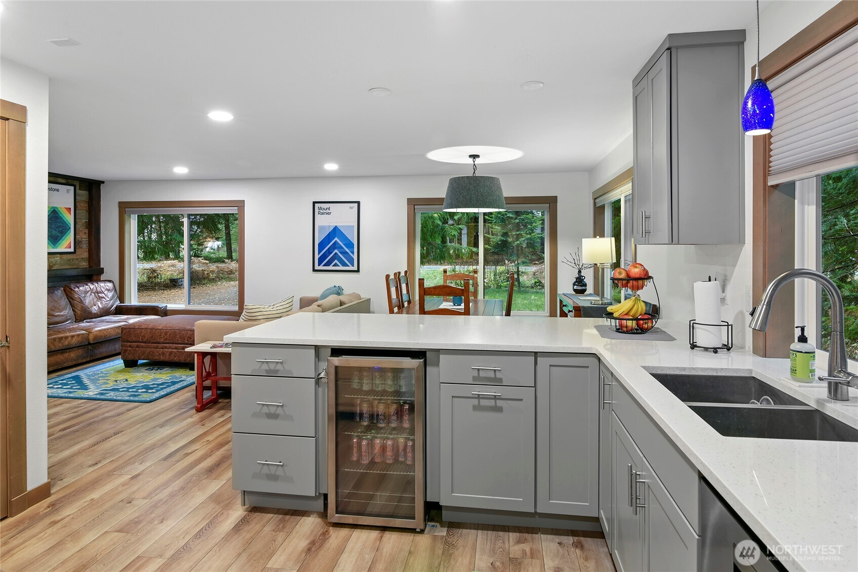 16319 Alpine Drive E, Enumclaw, WA 98022