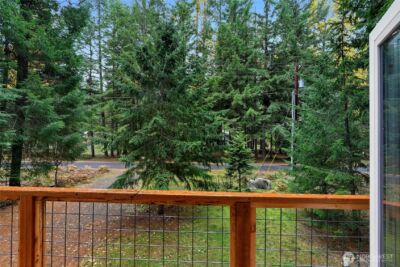 16319 Alpine Drive E, Enumclaw, WA 98022 - Photo 23