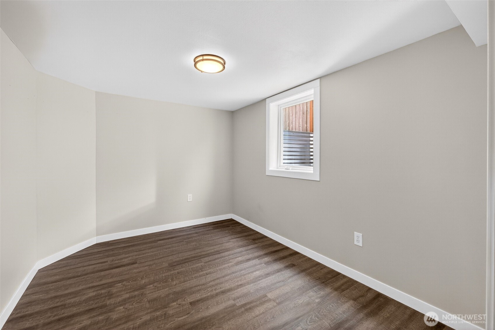 4546 6th Avenue , Tacoma, WA 98406