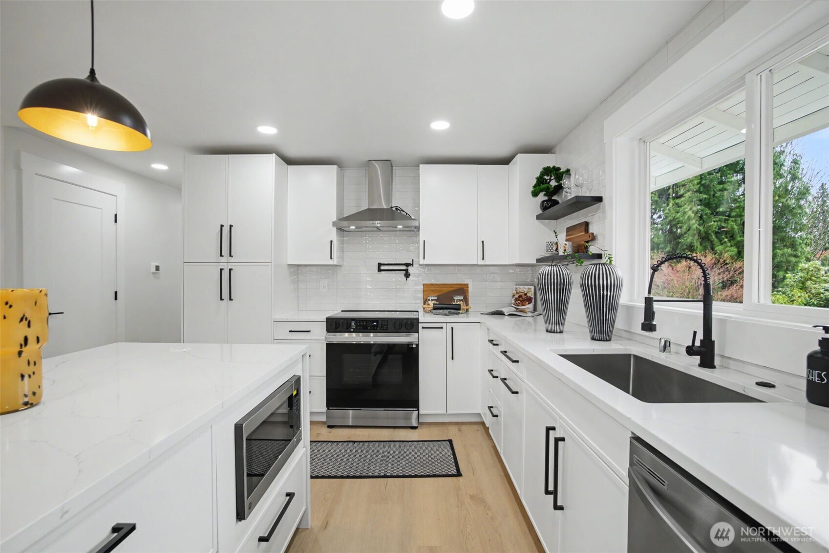 9603 NE 203 Street , Bothell, WA 98011
