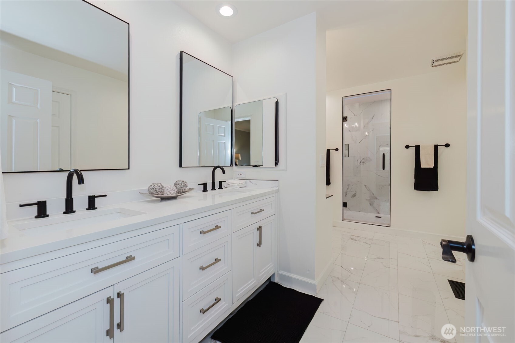 6010 Osprey Circle , Bremerton, WA 98312