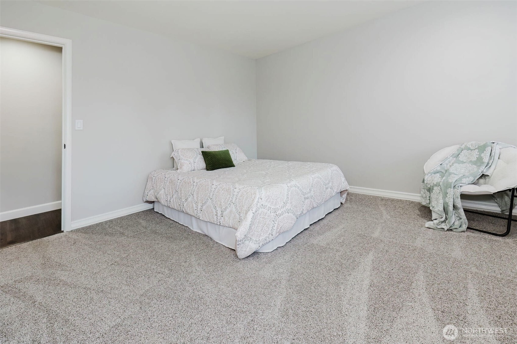 6010 Osprey Circle , Bremerton, WA 98312