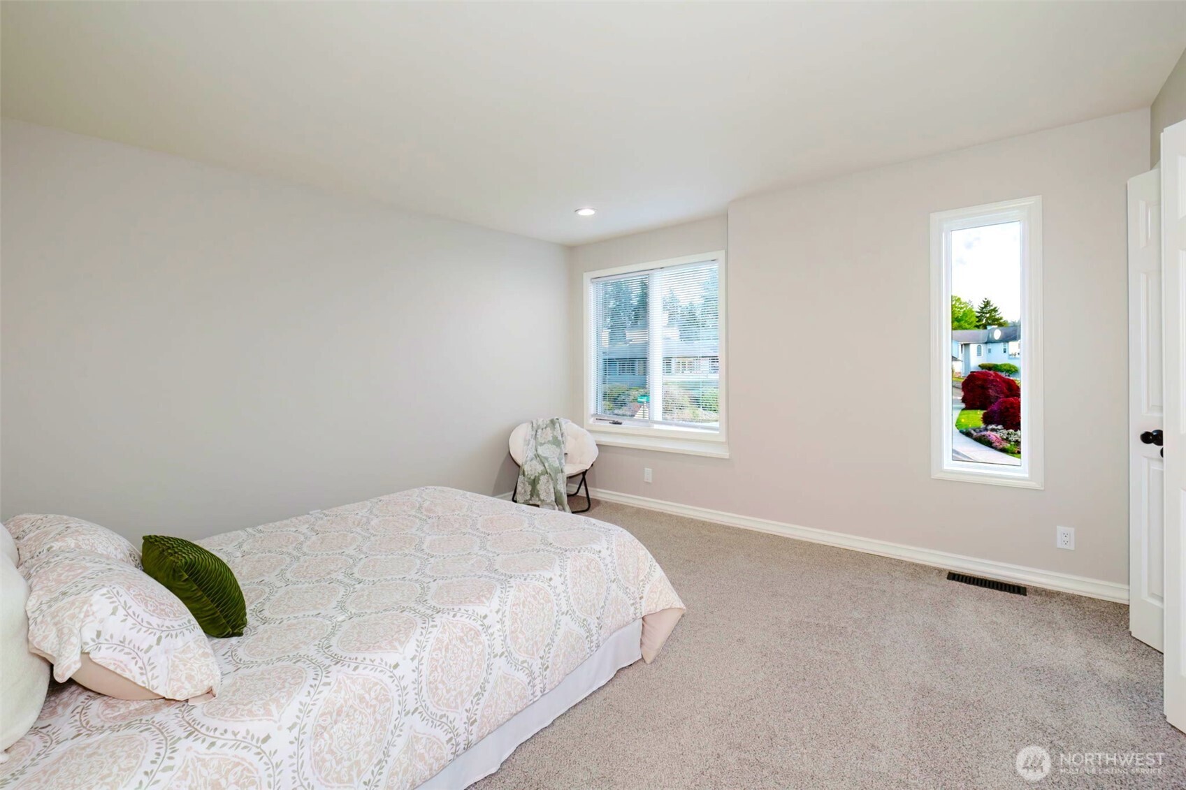 6010 Osprey Circle , Bremerton, WA 98312