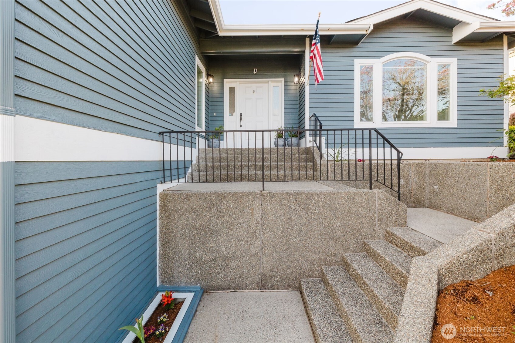 6010 Osprey Circle , Bremerton, WA 98312