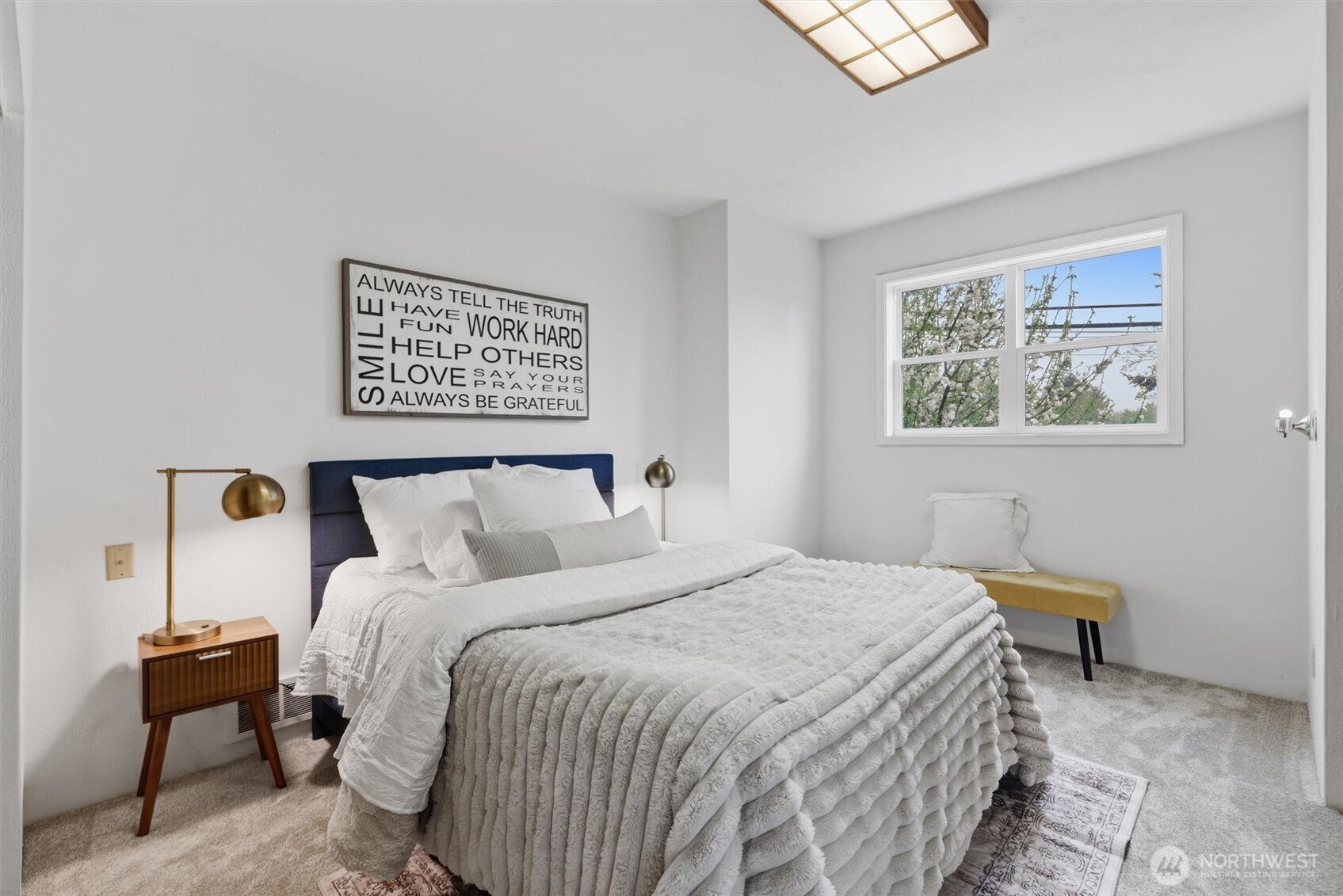 2602 Harrison Avenue , Everett, WA 98201