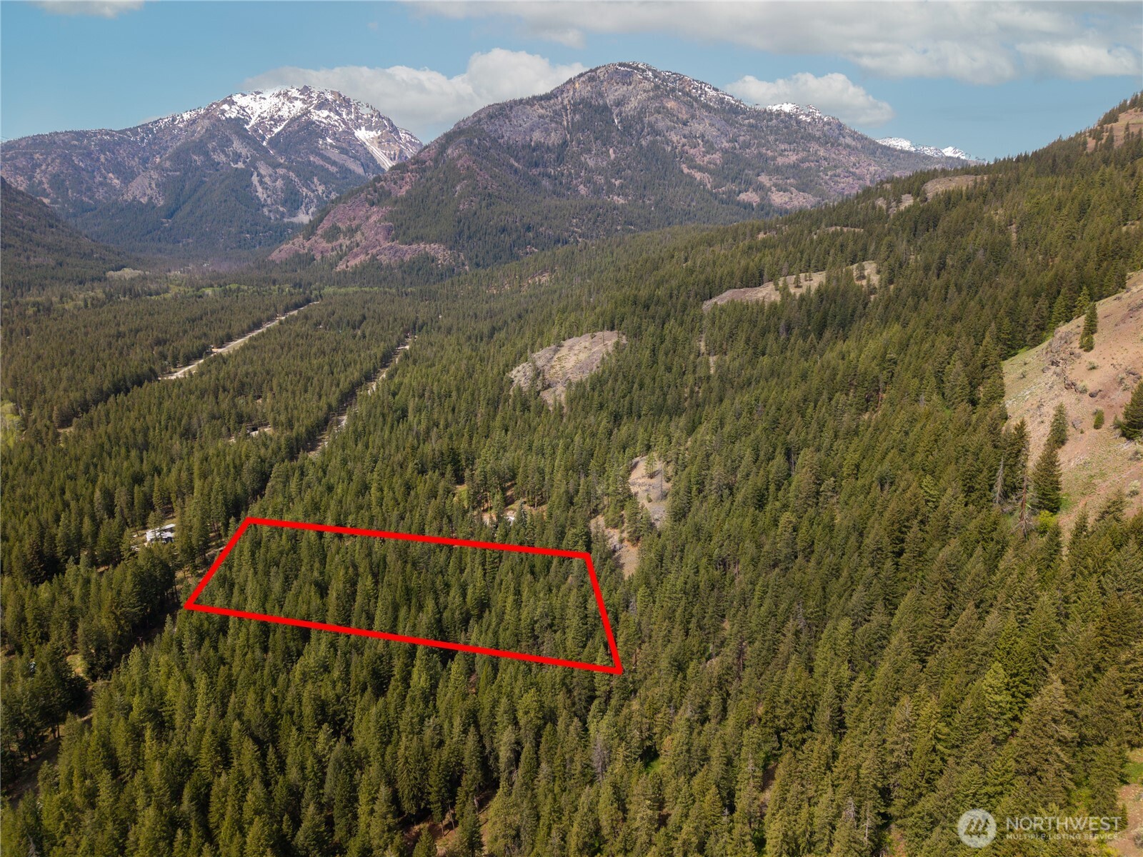 578 Lost River Road , Mazama, WA 98833