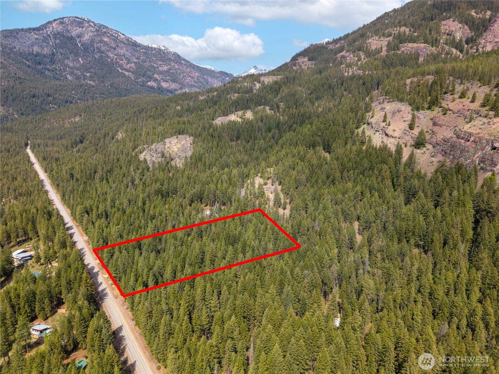 578 Lost River Road , Mazama, WA 98833
