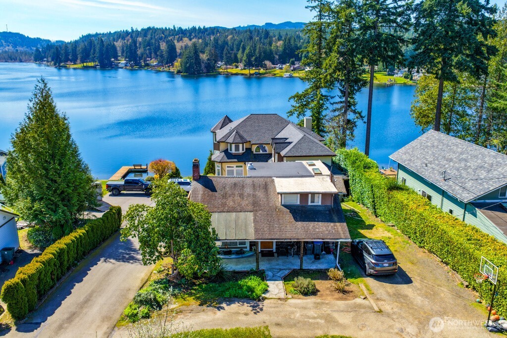 1259 Northlake Way NW, Bremerton, WA 98312