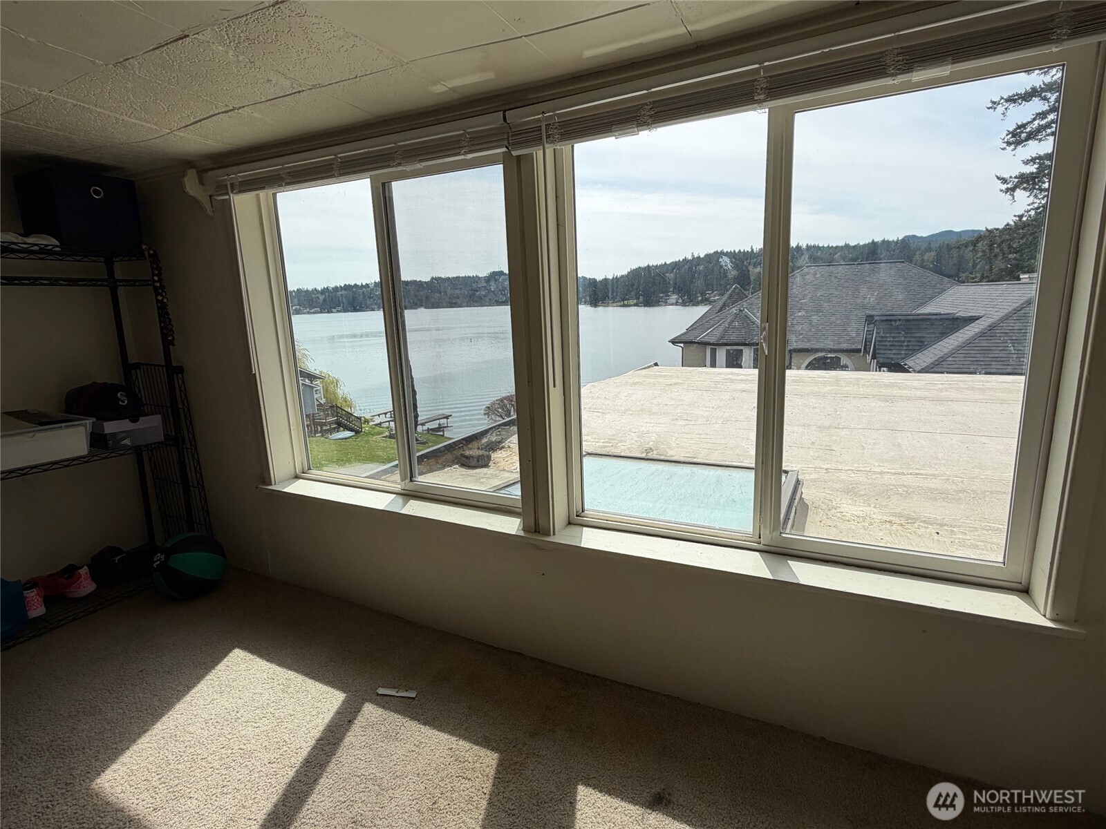 1259 Northlake Way NW, Bremerton, WA 98312