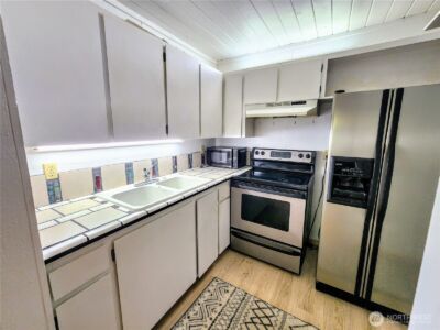 17922 Overlake Court SE, Yelm, WA 98597 - Photo 9