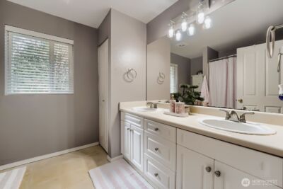 15150 140th Way SE #V104, Renton, WA 98058 - Photo 13