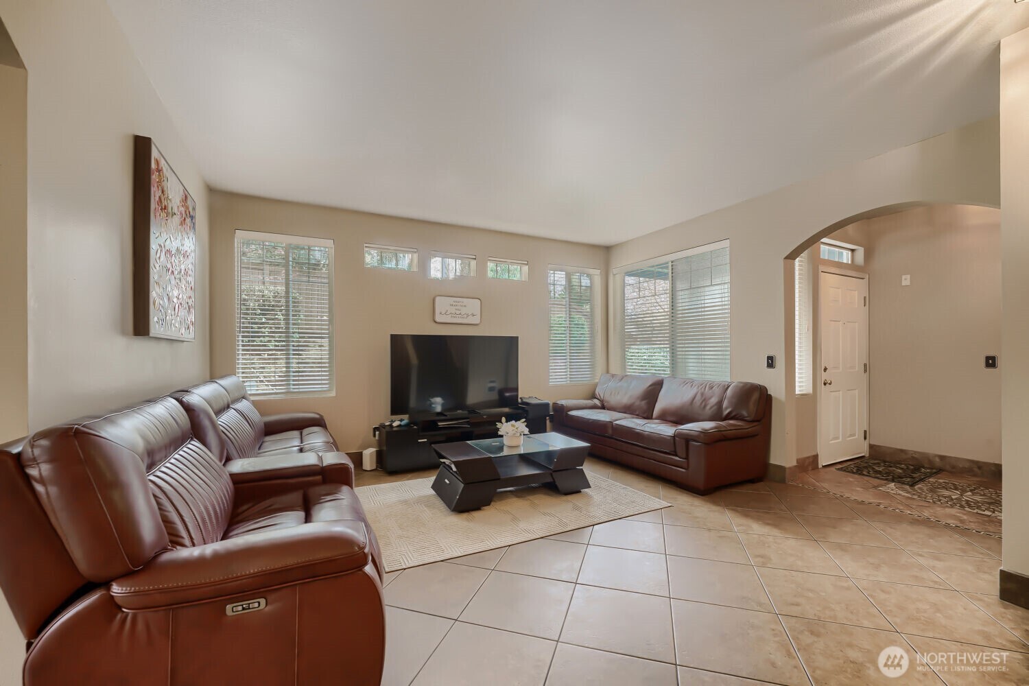 15150 140th Way SE #V104, Renton, WA 98058