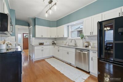 1031 N Steele Street , Tacoma, WA 98406 - Photo 11