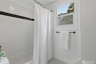 1031 N Steele Street , Tacoma, WA 98406 - Photo 19