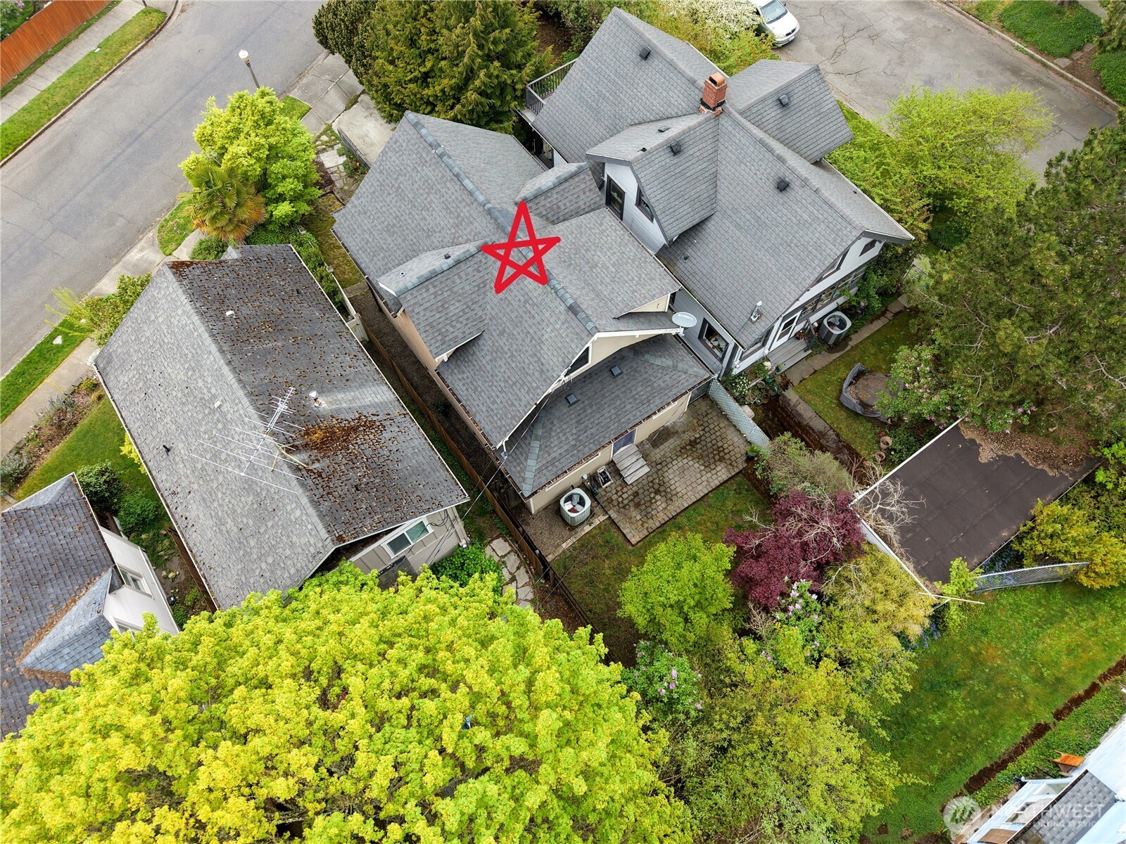 1031 N Steele Street , Tacoma, WA 98406