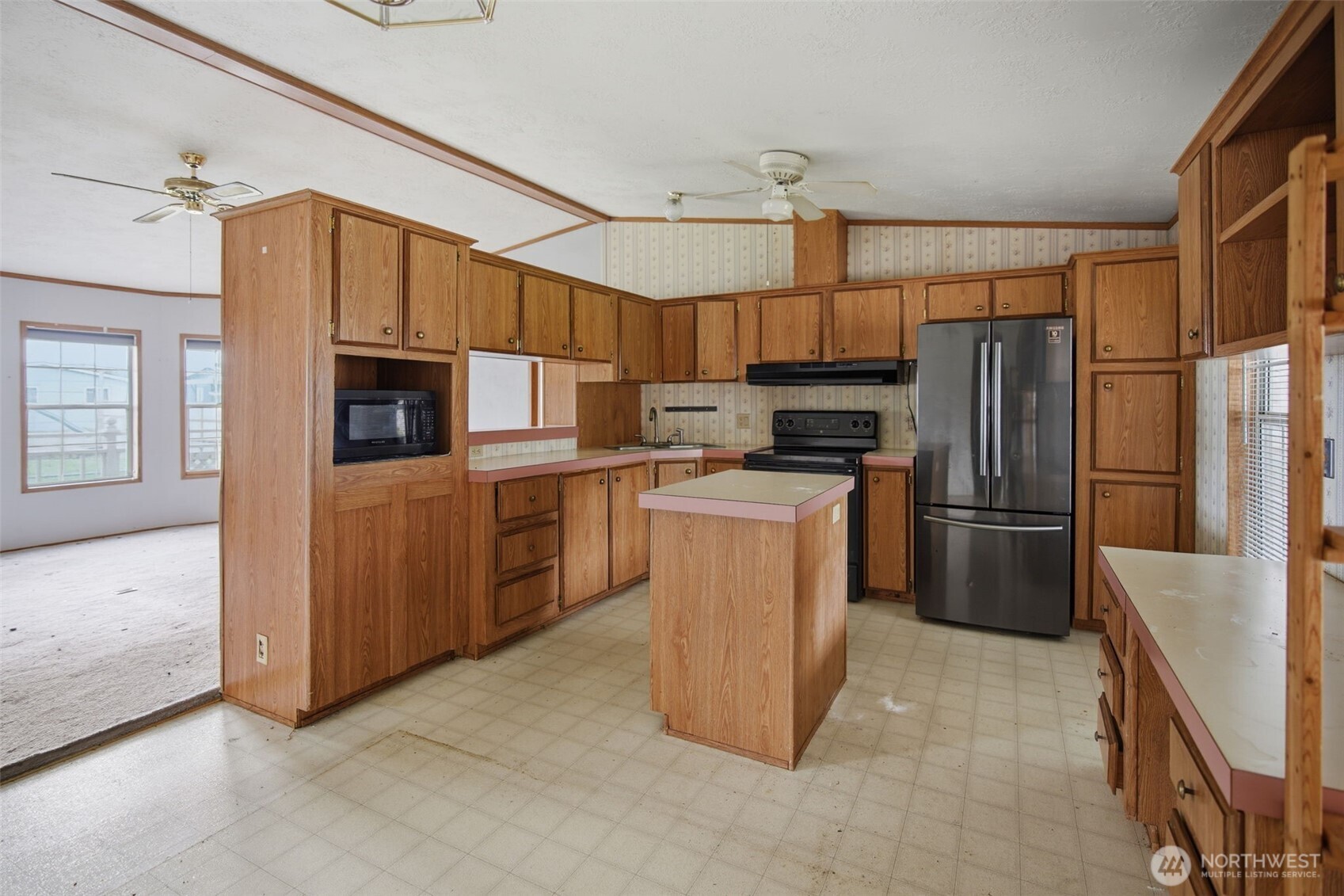 273 Holly Drive #16, Enumclaw, WA 98022