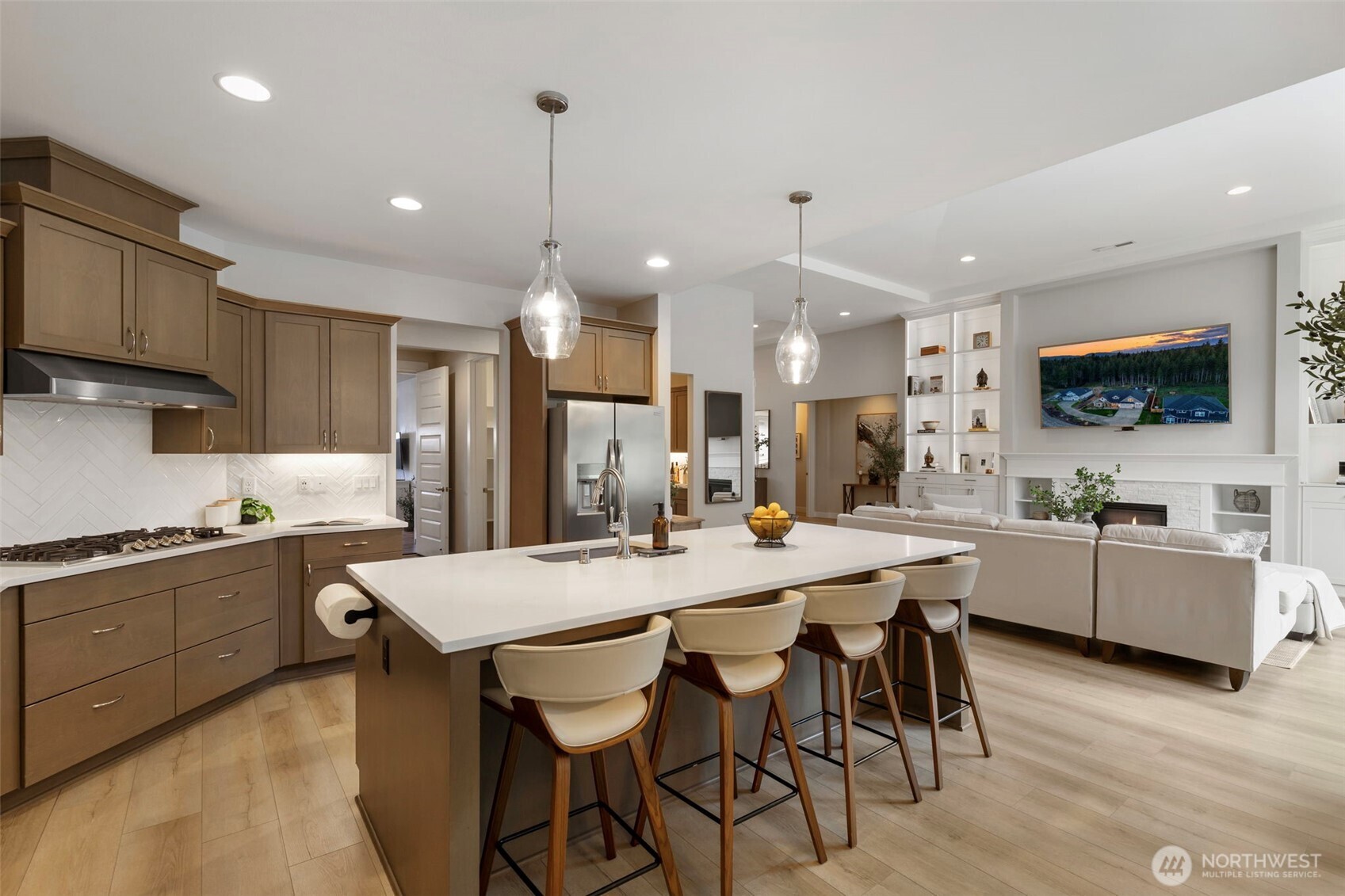 5493 Skyfall Place NW, Bremerton, WA 98312