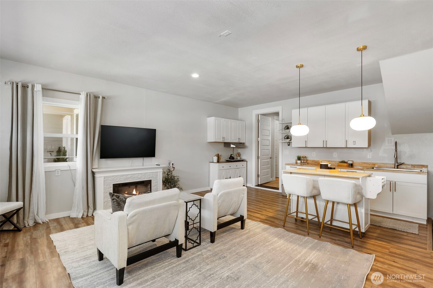 5493 Skyfall Place NW, Bremerton, WA 98312