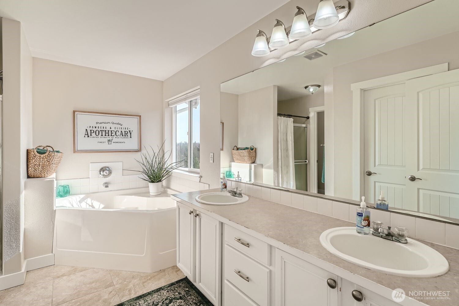 6728 149th Street Ct E, Puyallup, WA 98375