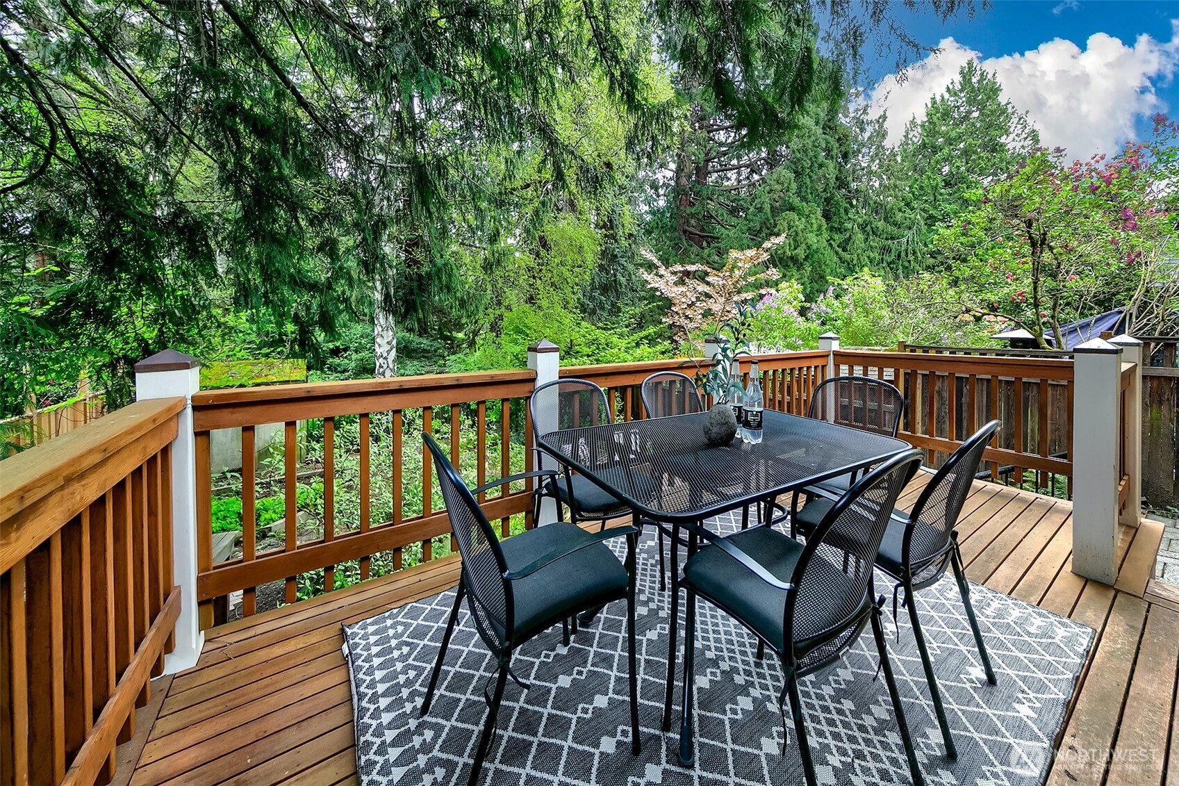 2046 26th Avenue E, Seattle, WA 98112
