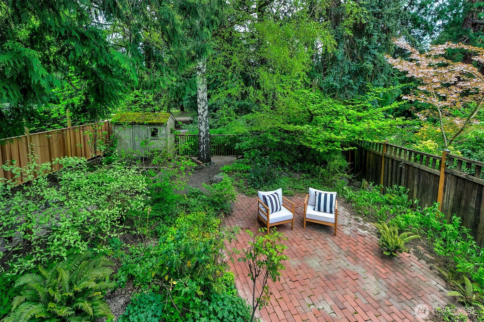 2046 26th Avenue E, Seattle, WA 98112