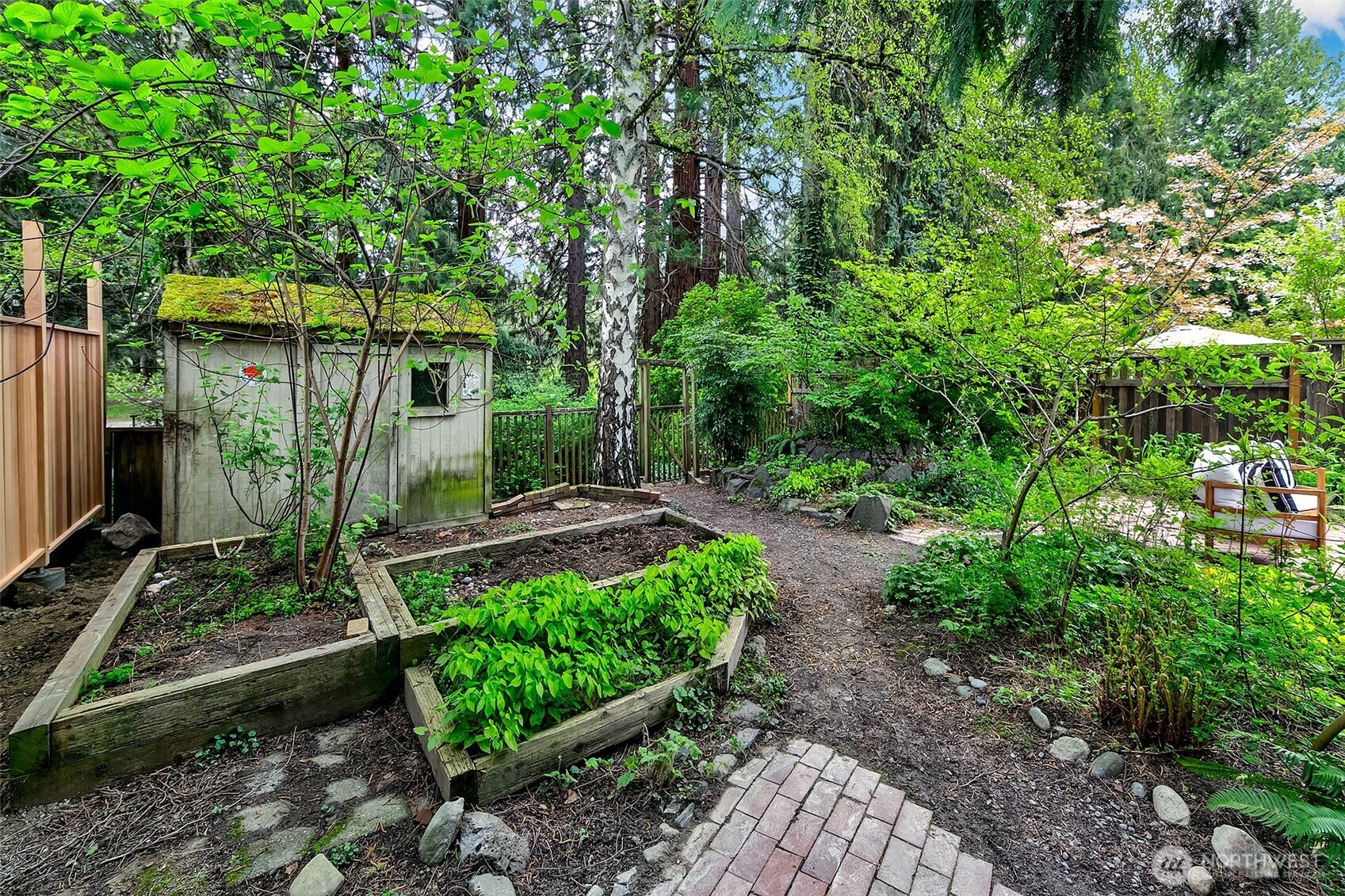 2046 26th Avenue E, Seattle, WA 98112