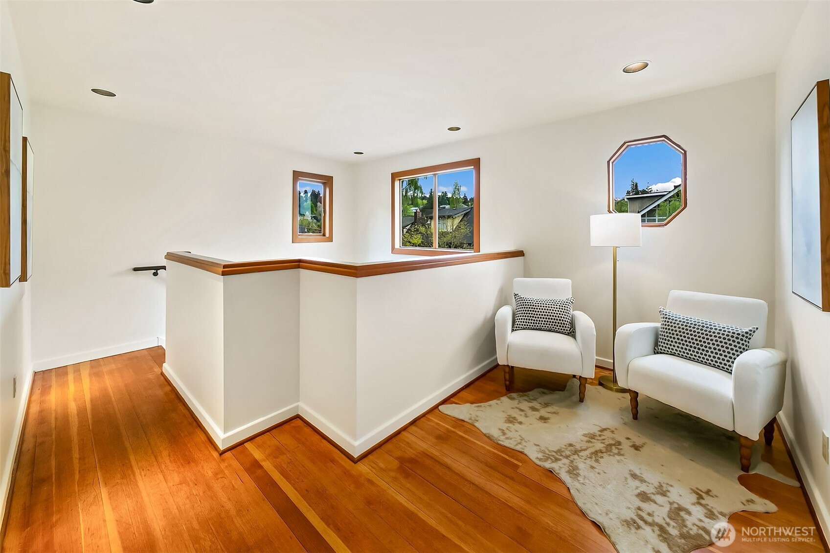 2046 26th Avenue E, Seattle, WA 98112