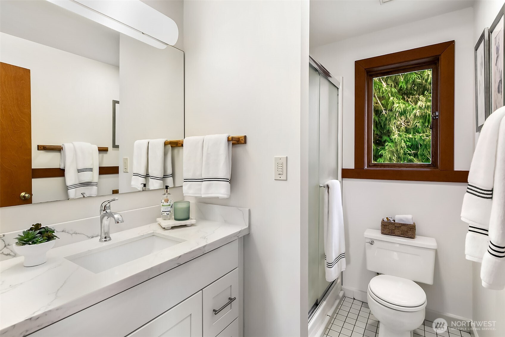 2046 26th Avenue E, Seattle, WA 98112