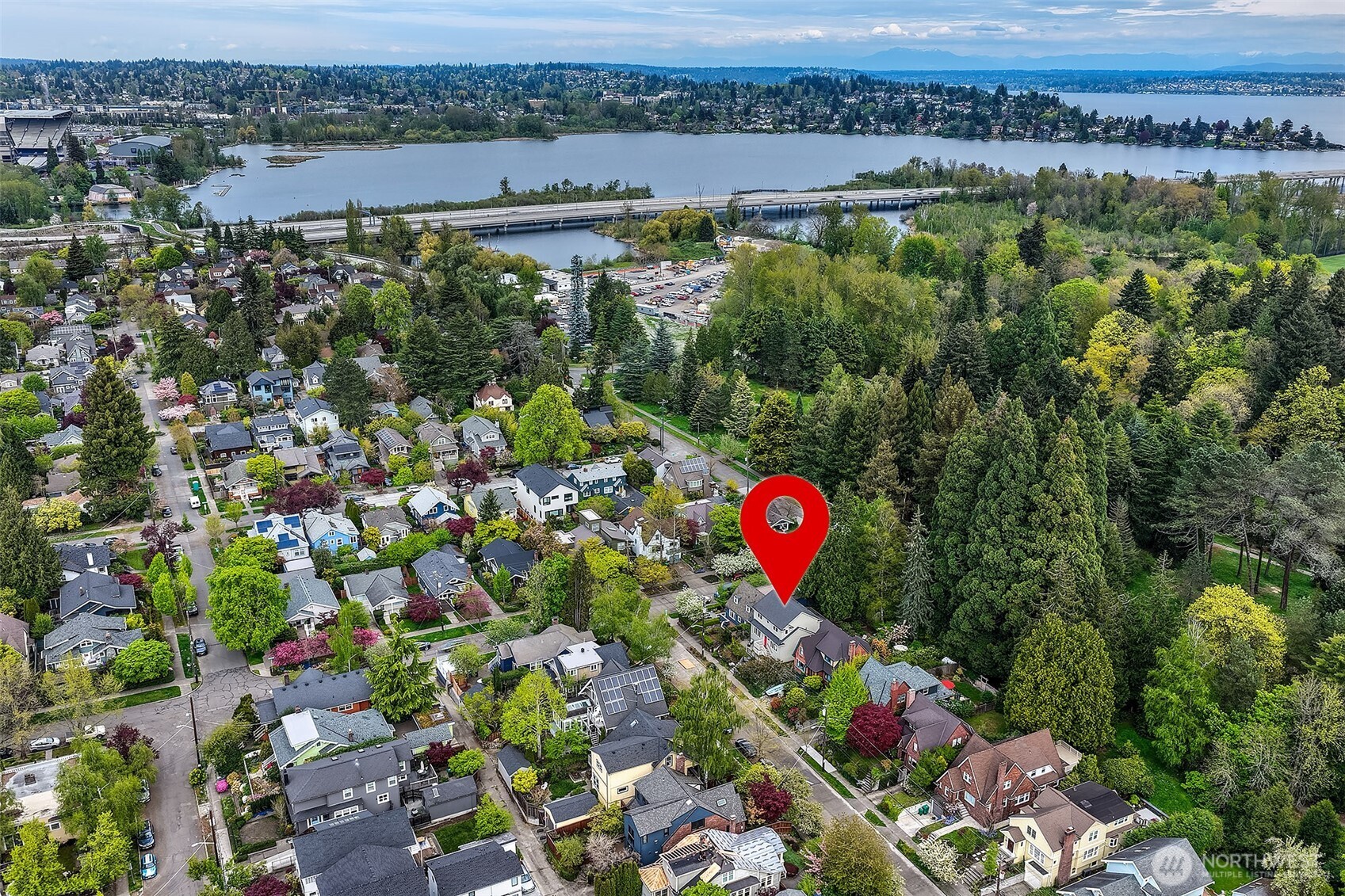 2046 26th Avenue E, Seattle, WA 98112