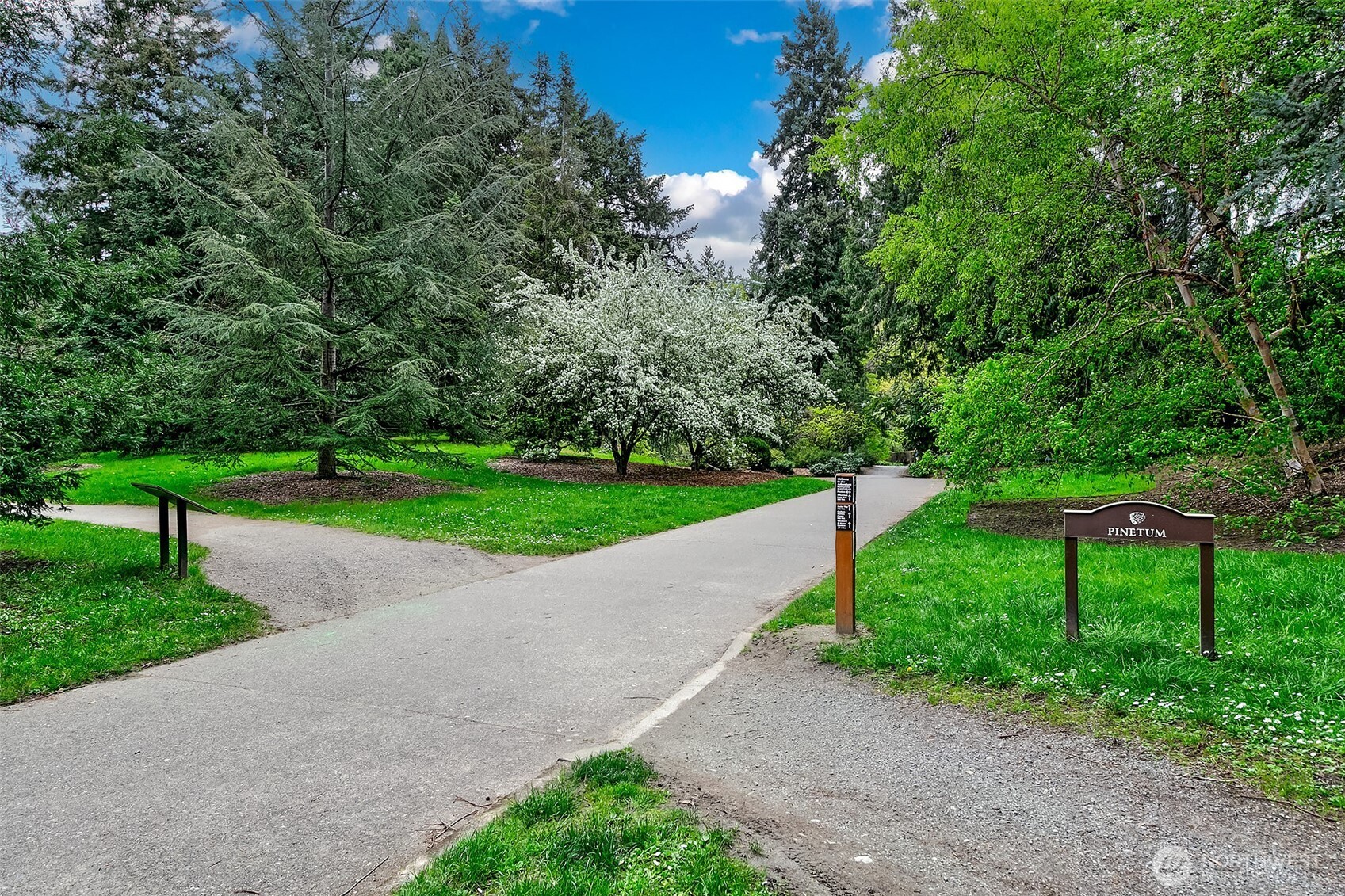 2046 26th Avenue E, Seattle, WA 98112