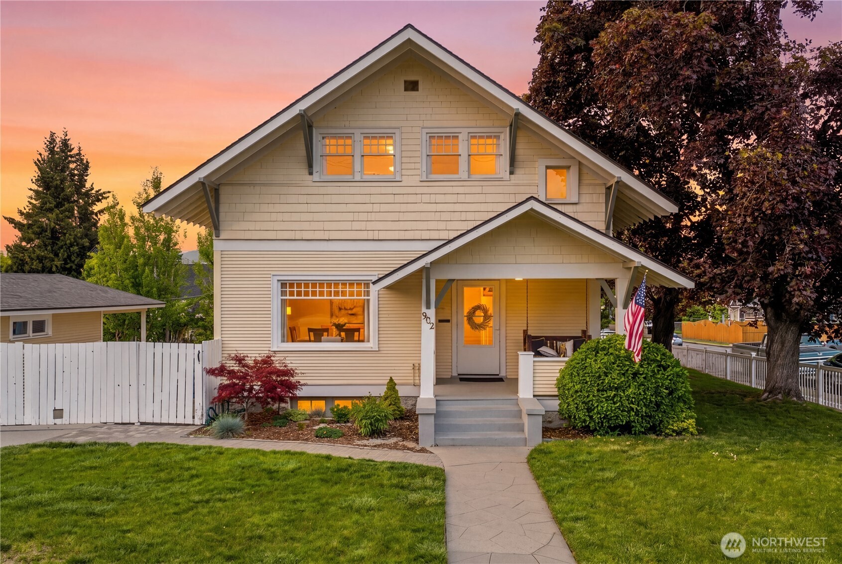 902 Washington Street , Wenatchee, WA 98801