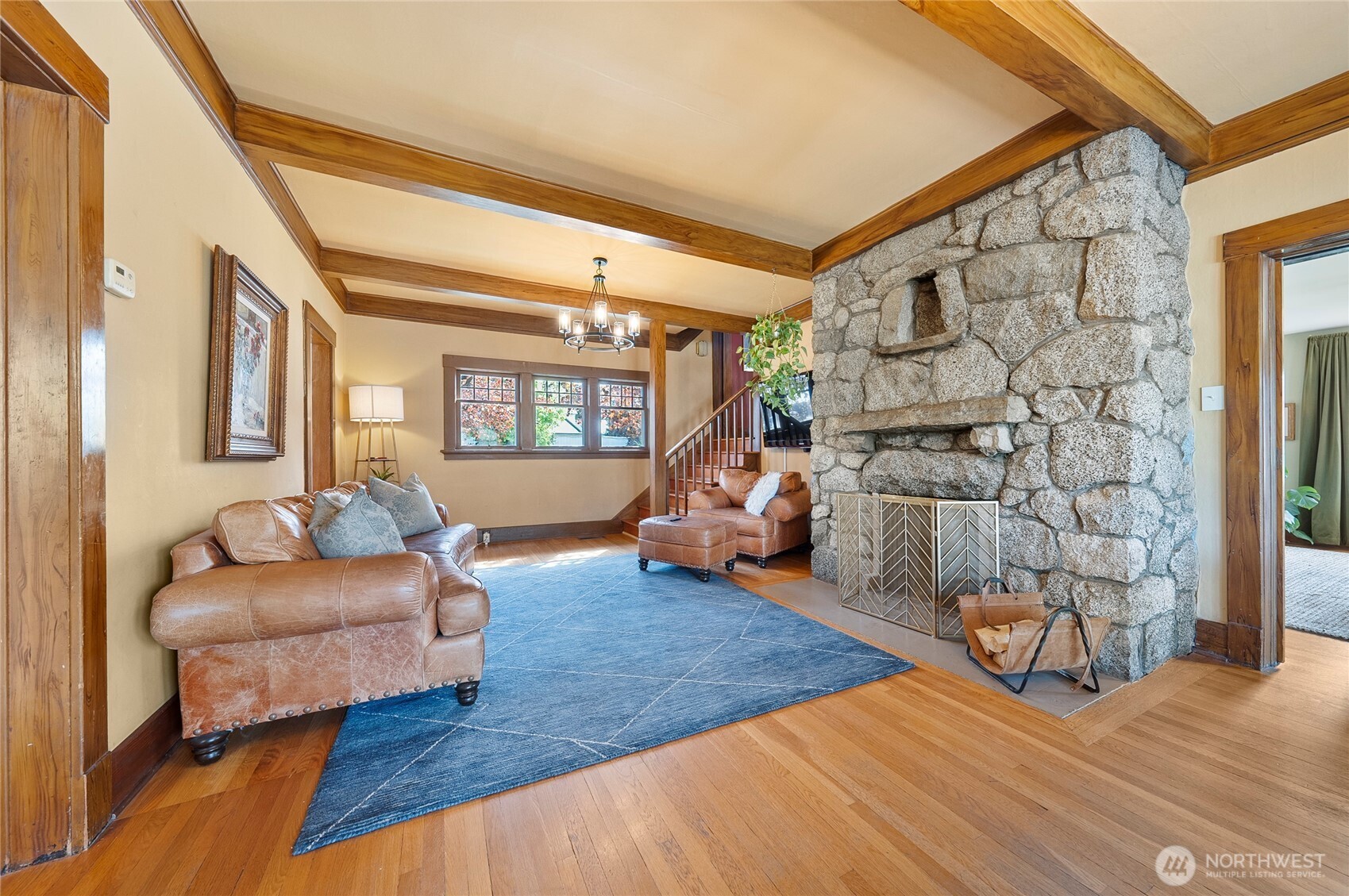 902 Washington Street , Wenatchee, WA 98801