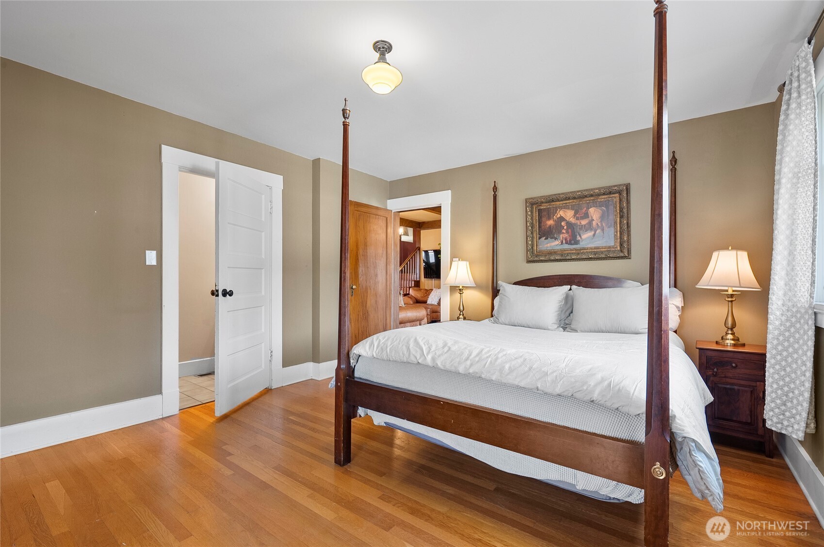 902 Washington Street , Wenatchee, WA 98801