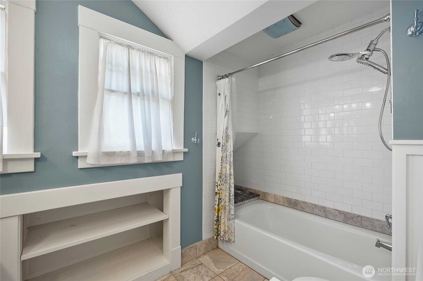 902 Washington Street , Wenatchee, WA 98801