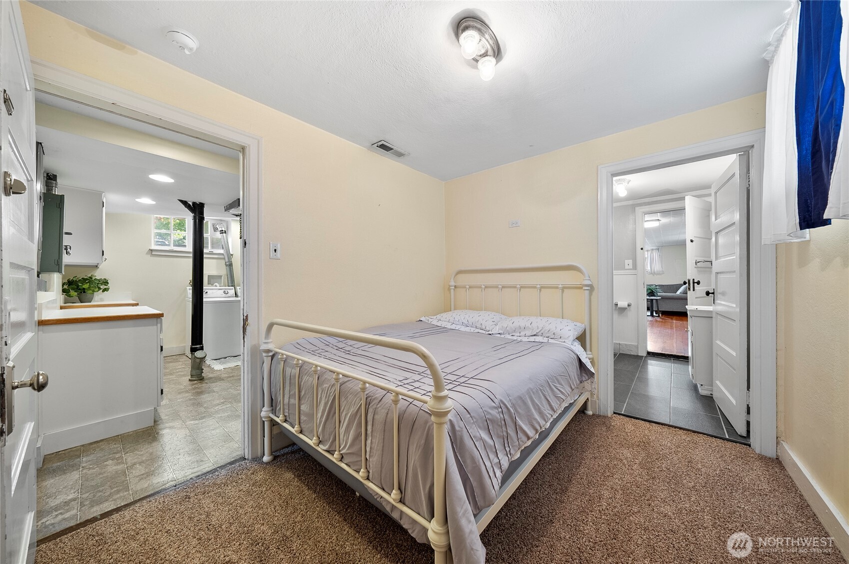 902 Washington Street , Wenatchee, WA 98801