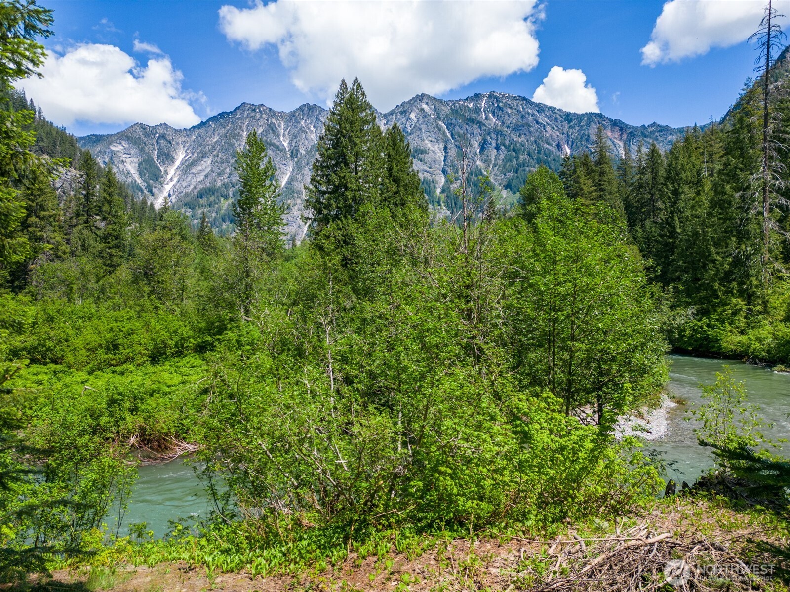 27988 Napeequa Drive , Leavenworth, WA 98826
