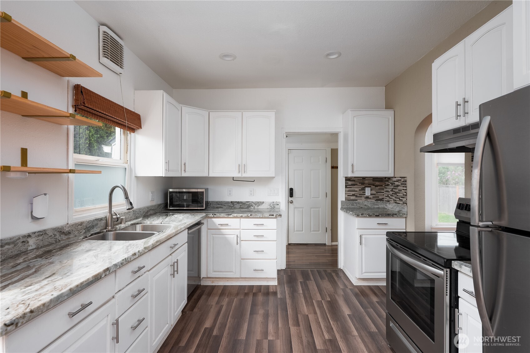 4112 S Park Avenue , Tacoma, WA 98418