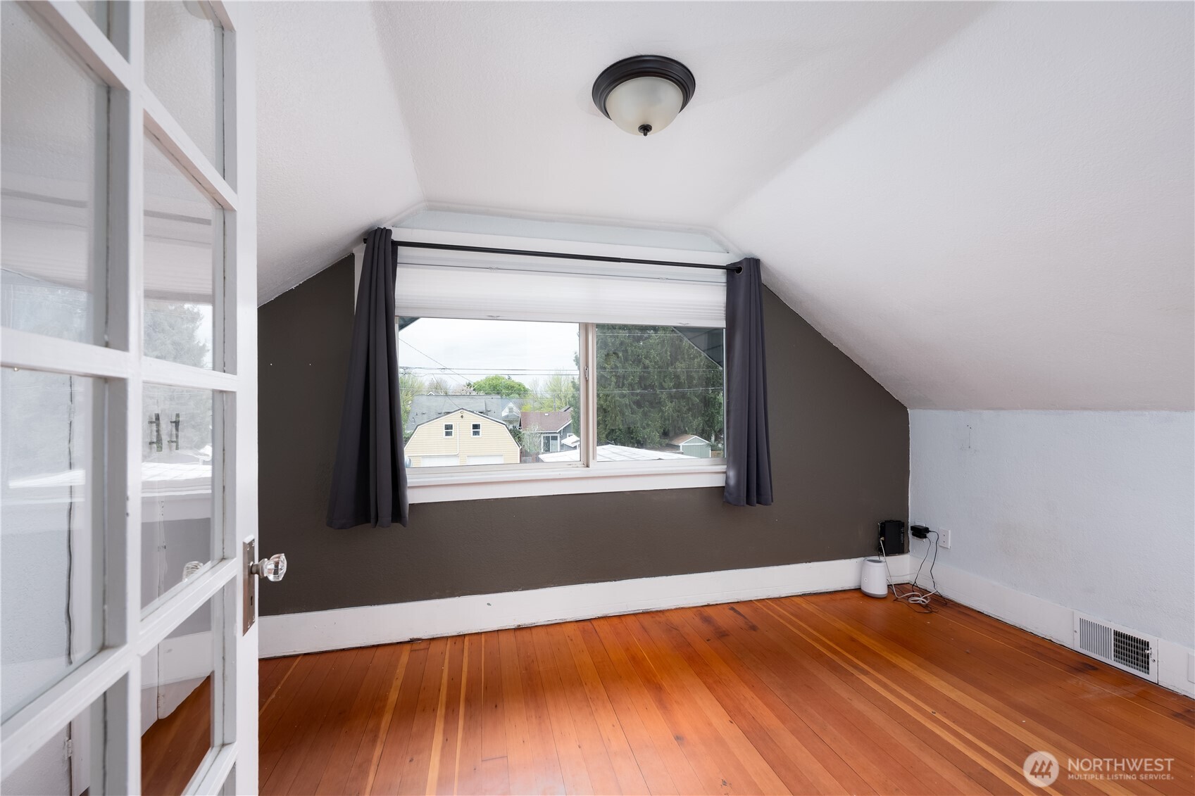 4112 S Park Avenue , Tacoma, WA 98418