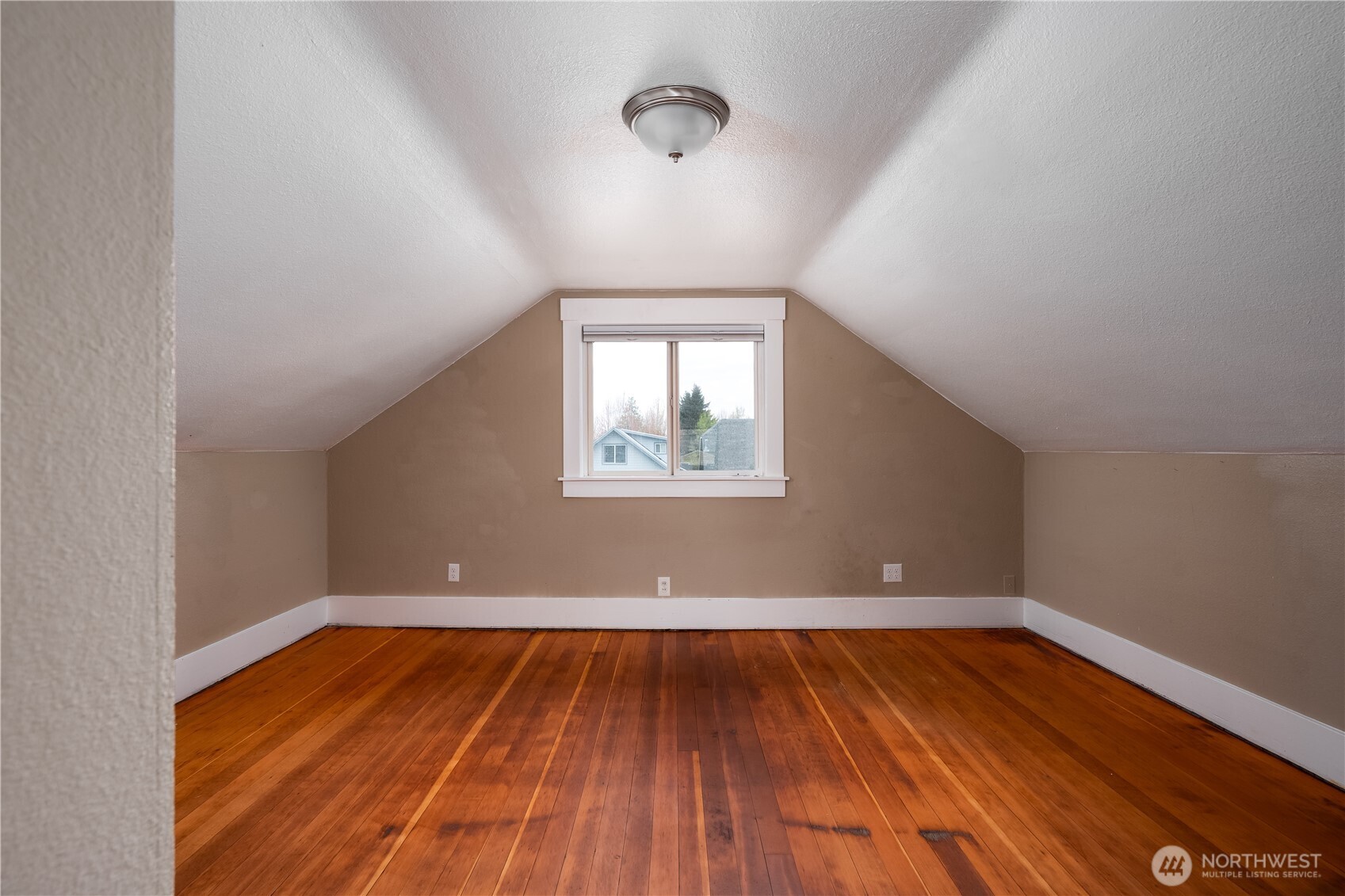 4112 S Park Avenue , Tacoma, WA 98418