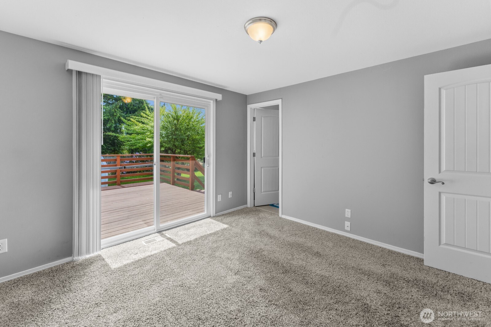 2419 SW 307th Street , Federal Way, WA 98023