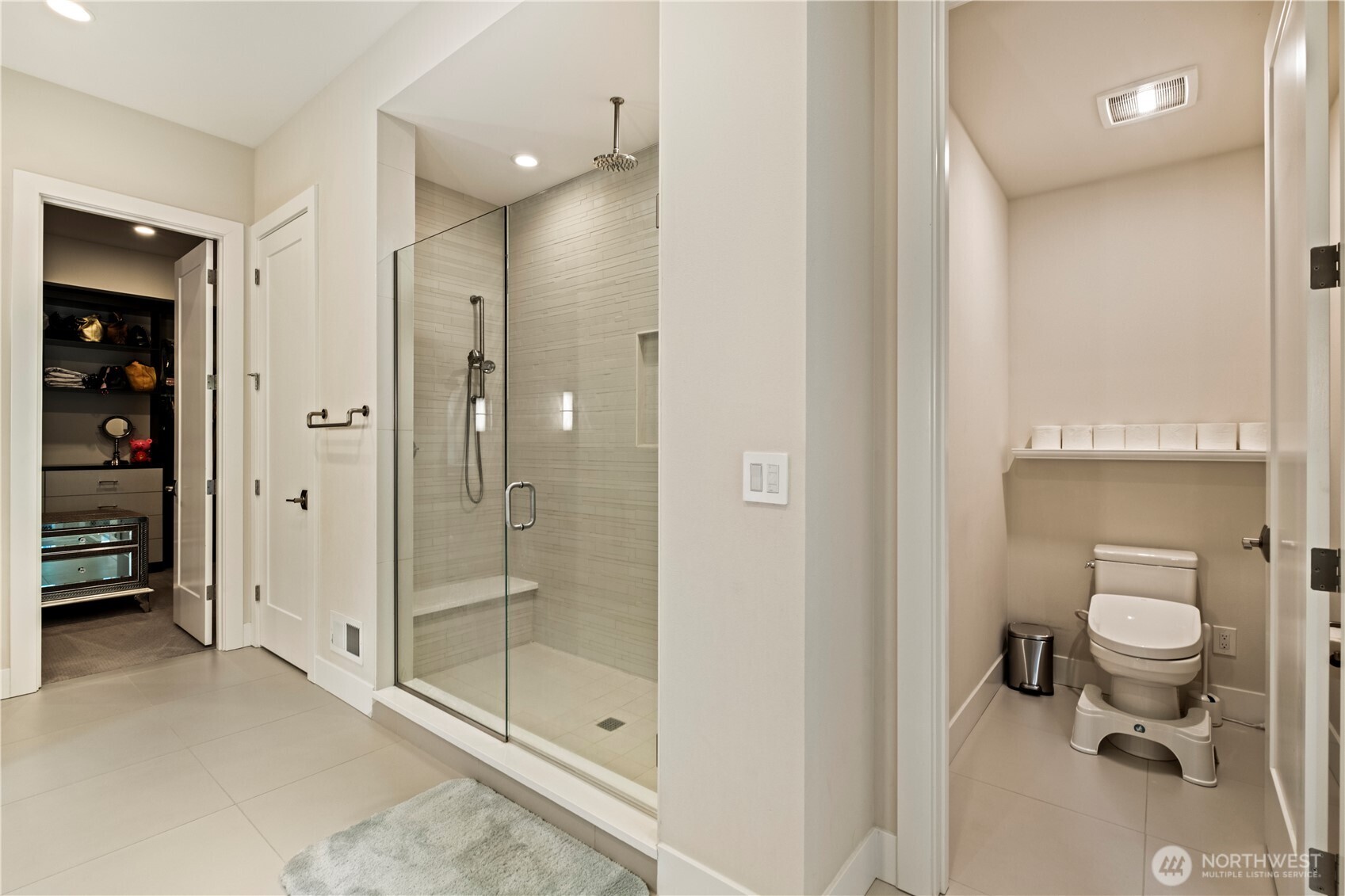 811 245th Place NE, Sammamish, WA 98074