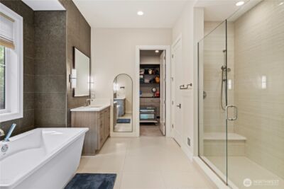 811 245th Place NE, Sammamish, WA 98074 - Photo 28