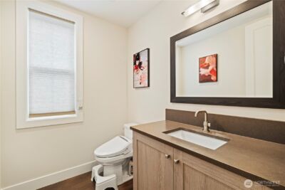 811 245th Place NE, Sammamish, WA 98074 - Photo 9