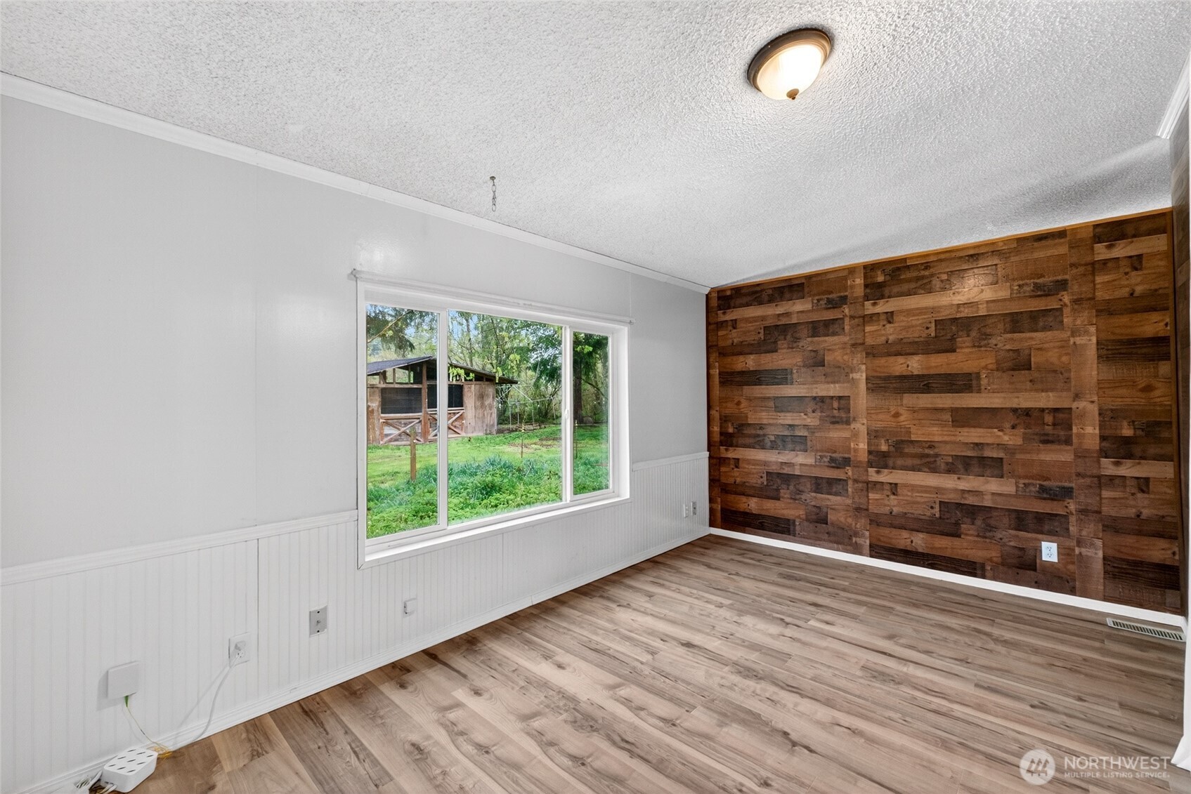 36412 86th Avenue Ct E, Eatonville, WA 98328