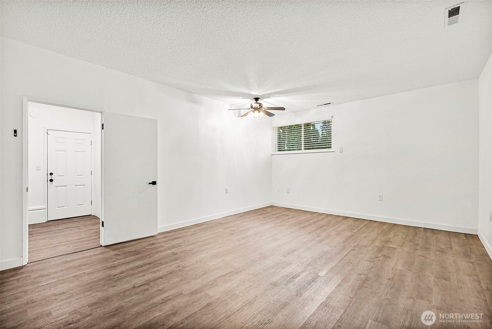 14801 73rd Avenue E, Puyallup, WA 98375