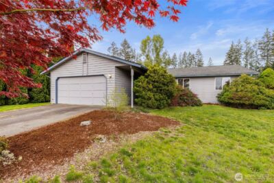 4711 NW Cascade Street , Silverdale, WA 98383
