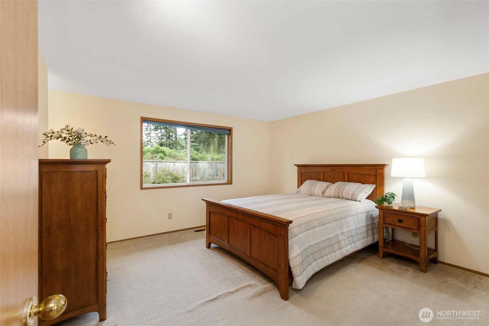 4711 NW Cascade Street , Silverdale, WA 98383